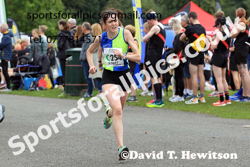 Senior womens Northern 4 Stage Relay, 2023 Northern 6 and 4 Stage Relays and Youngsters, Birkenhead Park, Wirral.  Photo: David T. Hewitson/Sports for All Pics